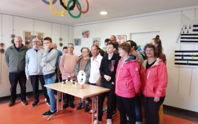 Le collectif Art’Hand’Co expose à la médiathèque municipale